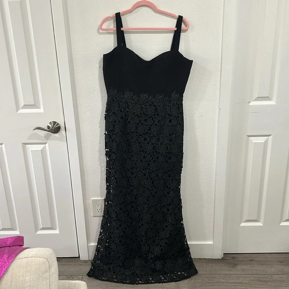 Dress The Population Black Lorena Gown, RTR - Picture 5 of 10